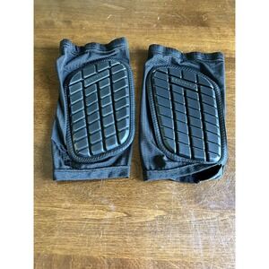 Soccer Shin Guard Men Large Comfortable under socks Must Have Athletic Adult